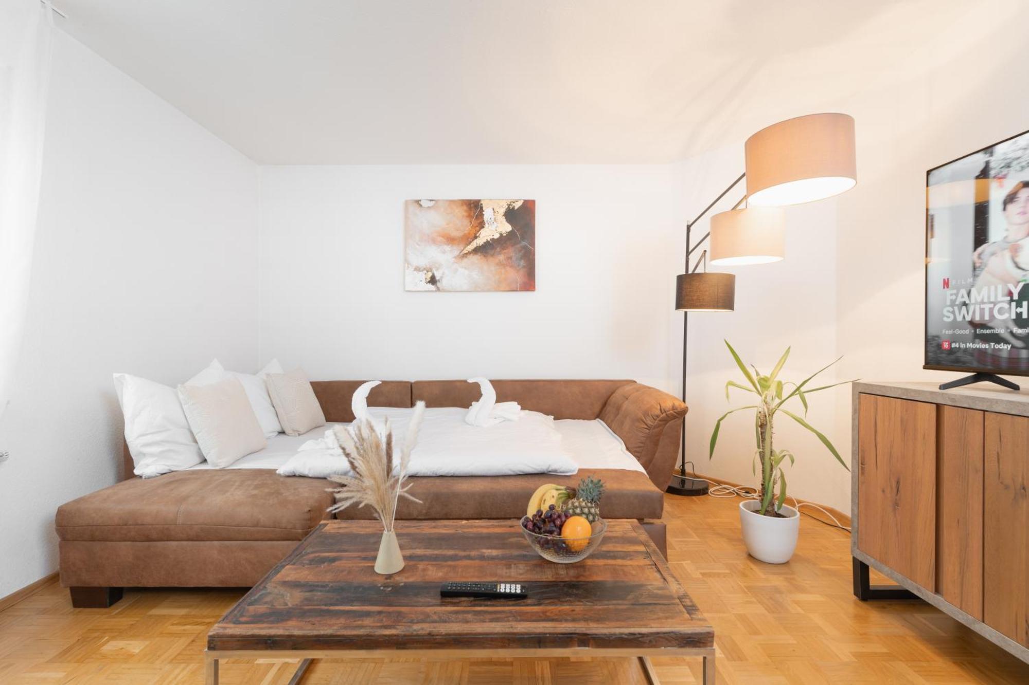 Untersee-Suite Istayunixi Seenaehe-Terrasse-Workspace-Netflix-Parkplatz Radolfzell am Bodensee Buitenkant foto